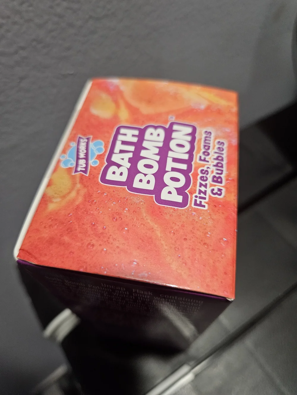 Tub Works Bath Bomb Potion LAVA Kids Bath Bomb Potion Lava - Fizzy Foaming Bath